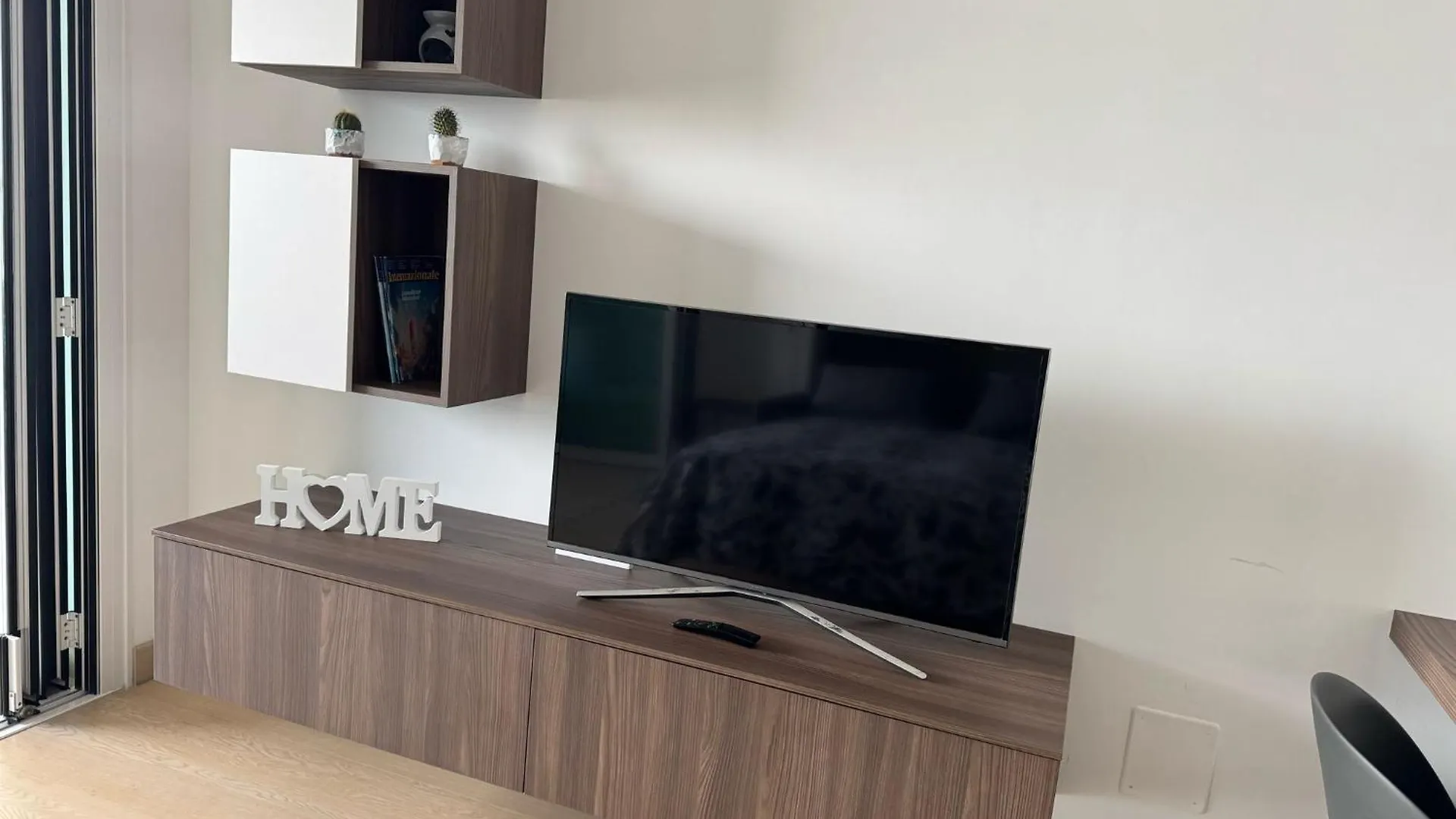 Eurosky Suite Apartment Roma 0*,  Italia